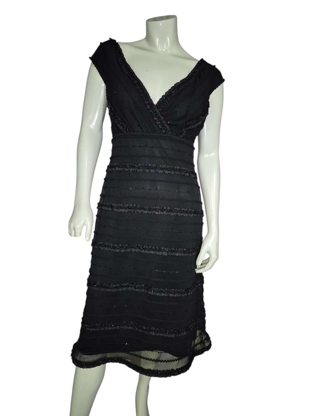Vintage Tadashi Mesh and Sequin Cocktail Sexy Deep Vee Neckline Dress Size 8